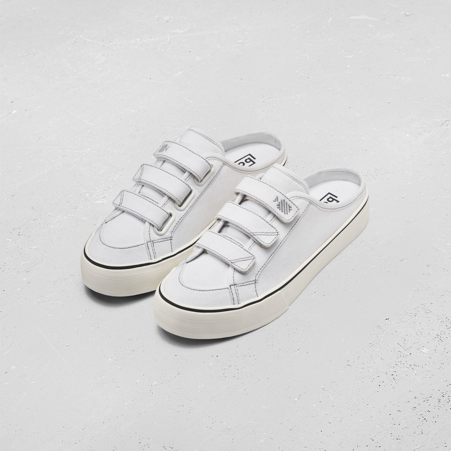 Basas Hook N'Loop NE Sneakers